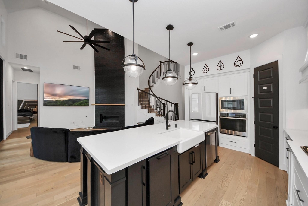 8906 Iron Forge Road - Photo 4