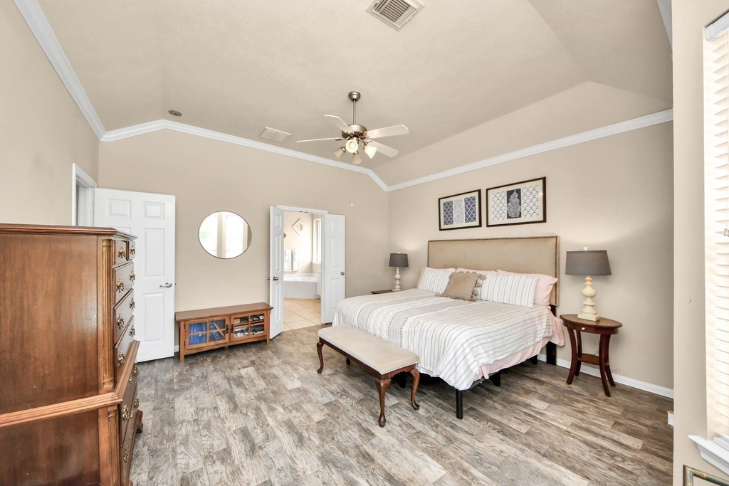 945 Autumn Brook Street - Photo 14