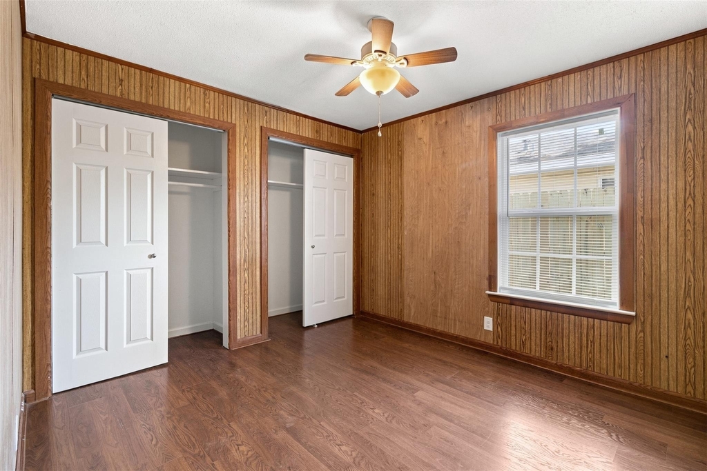 2213 17th Avenue N - Photo 13