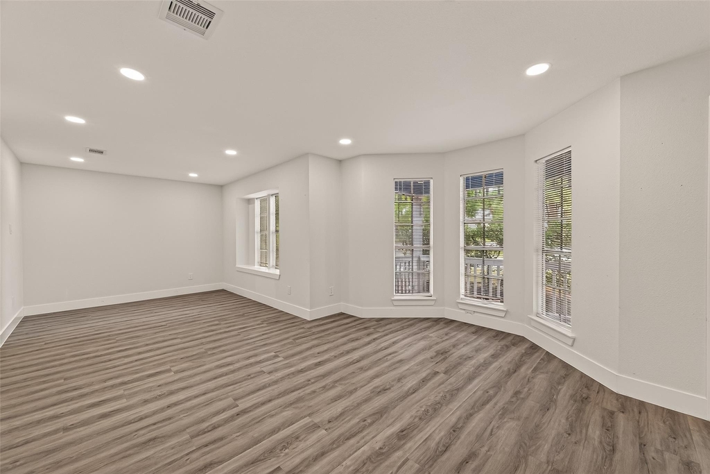 10011 Pine Pass Drive - Photo 3