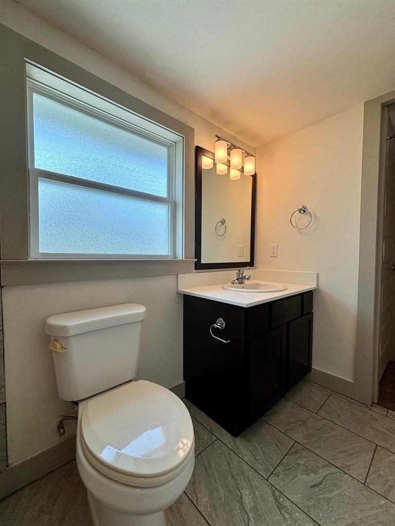 1009 Enid Street - Photo 13