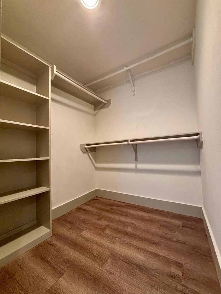 1009 Enid Street - Photo 7