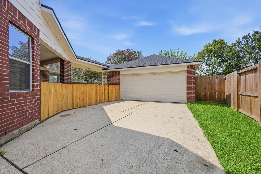 6165 Darlington Ct Court - Photo 34