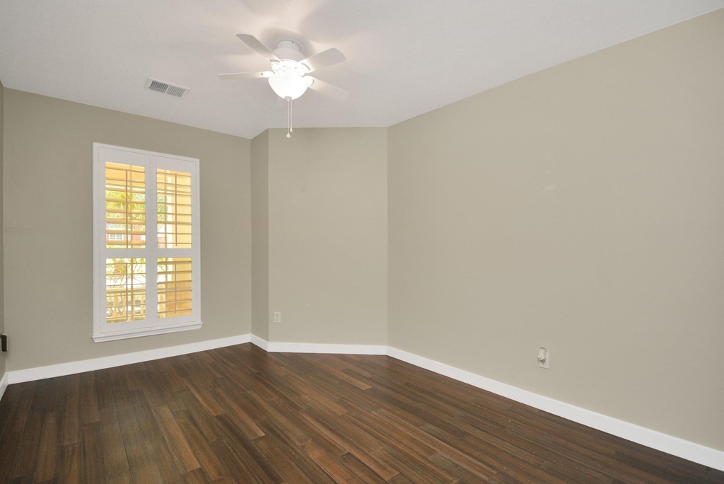 13339 Yaupon Holly Lane - Photo 15