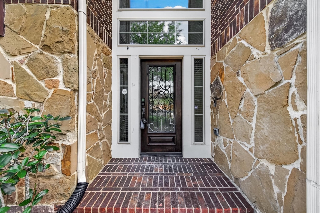 16803 Tabasso Court - Photo 4