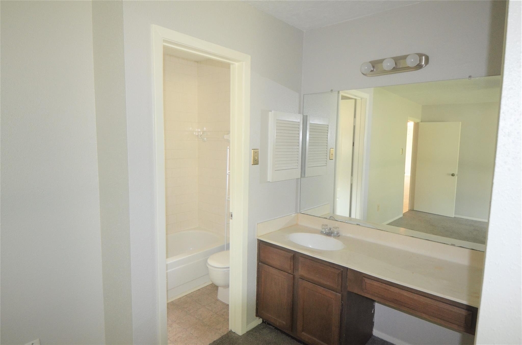 24006 Merry Oaks Drive - Photo 16