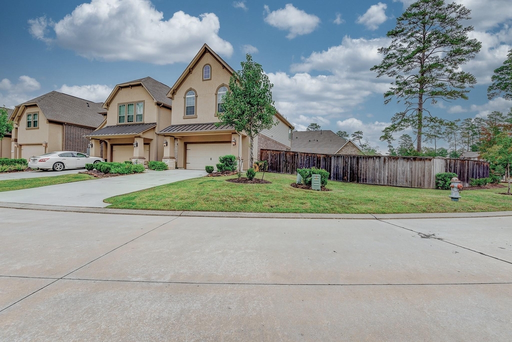 155 Skybranch Drive - Photo 0