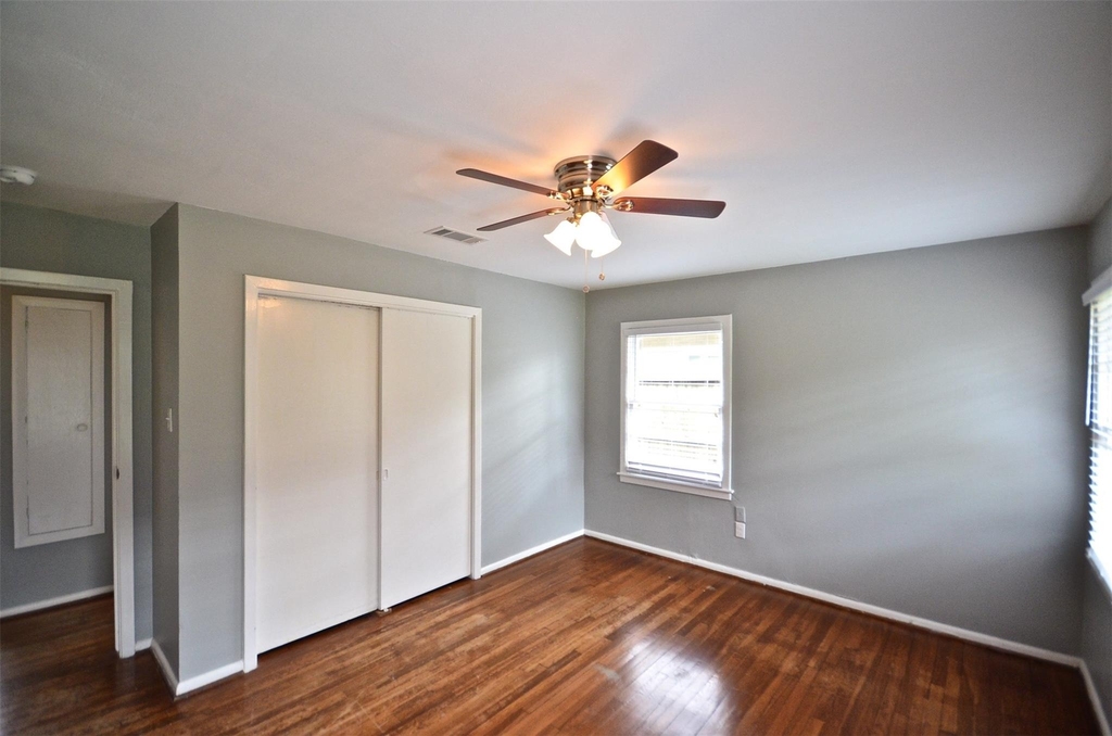 5237 Maple Street - Photo 11
