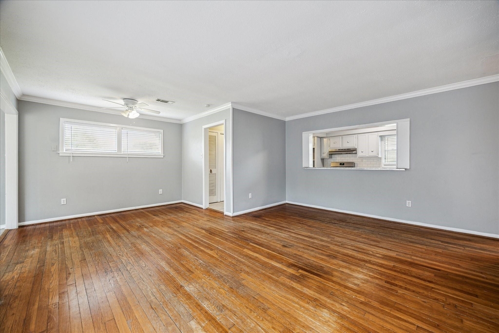 5237 Maple Street - Photo 7