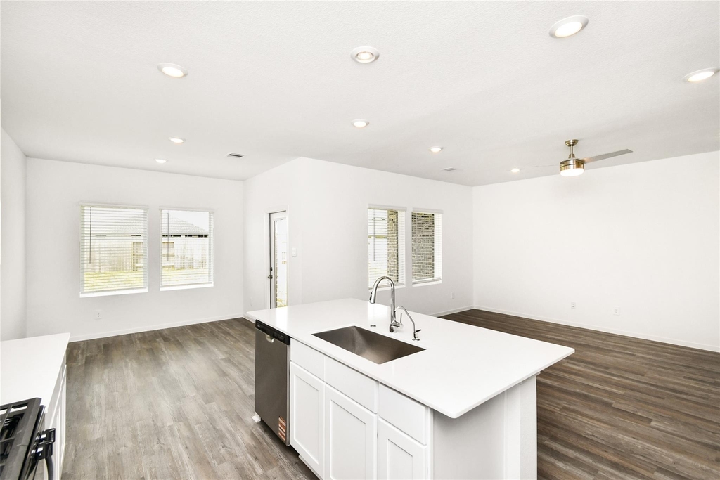 27607 Hudson Sands Lane - Photo 7