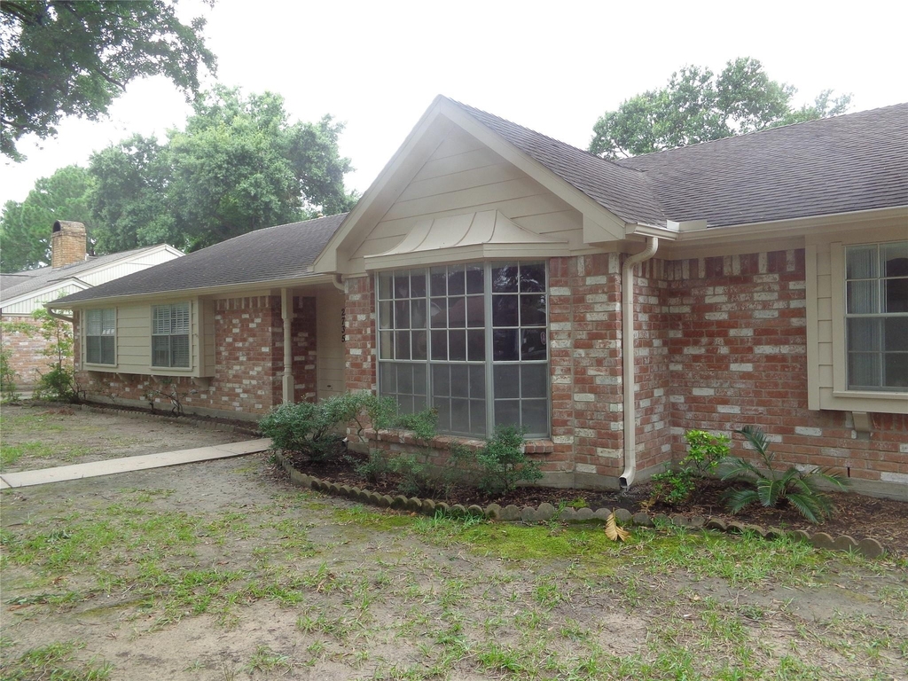 2735 Manila Lane - Photo 1