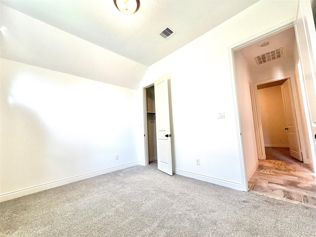3319 Sky Run Court - Photo 8
