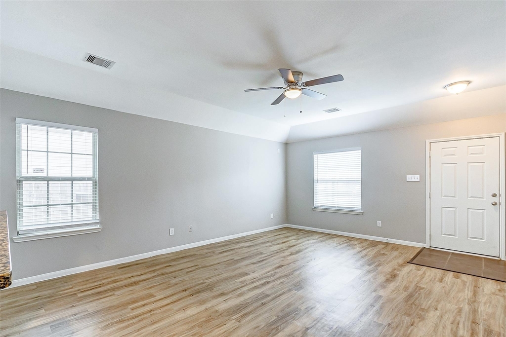 12943 Pecan Shores Drive - Photo 8