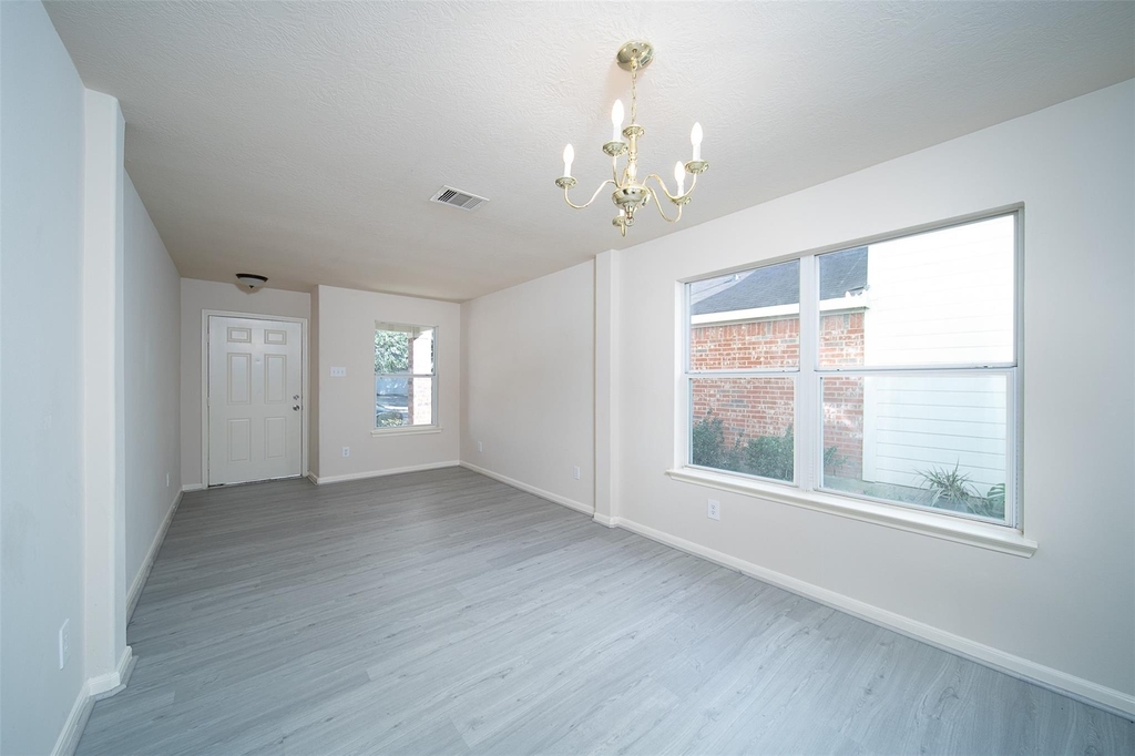 12934 Kingston Point Lane - Photo 6