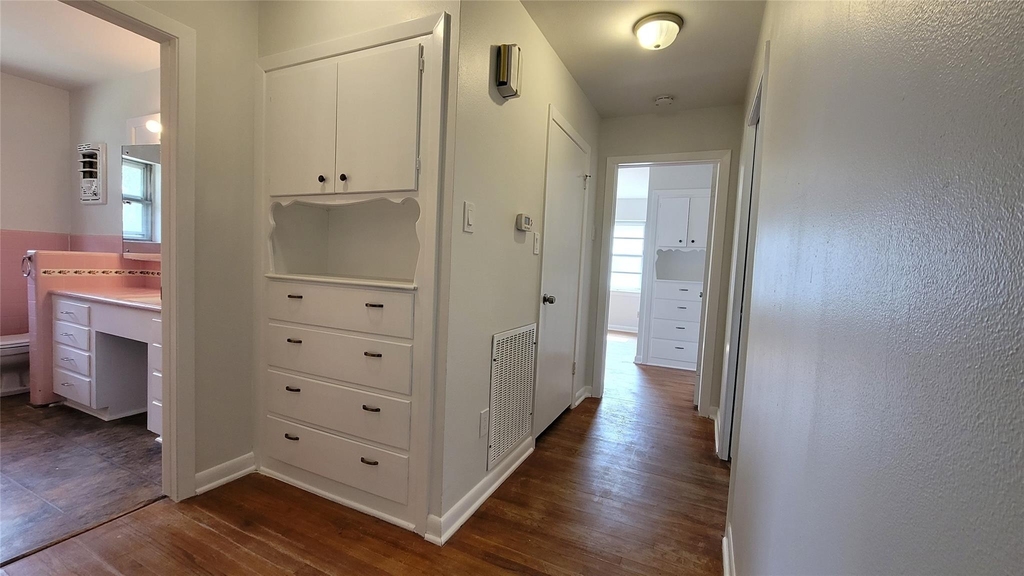 801 Rosewood Drive - Photo 14