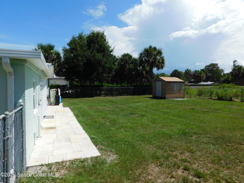 9896 Pine Street - Photo 10