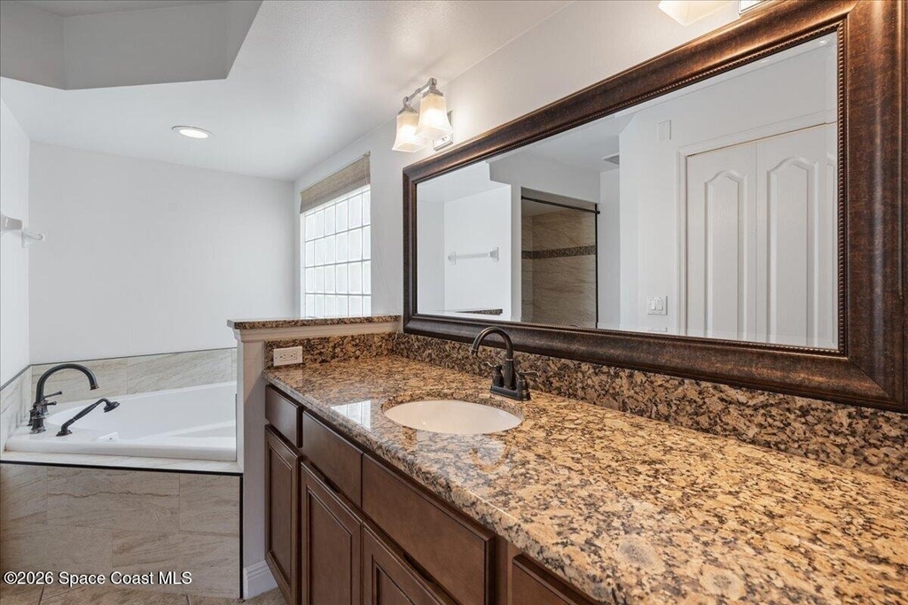 816 Hunters Creek Drive - Photo 12