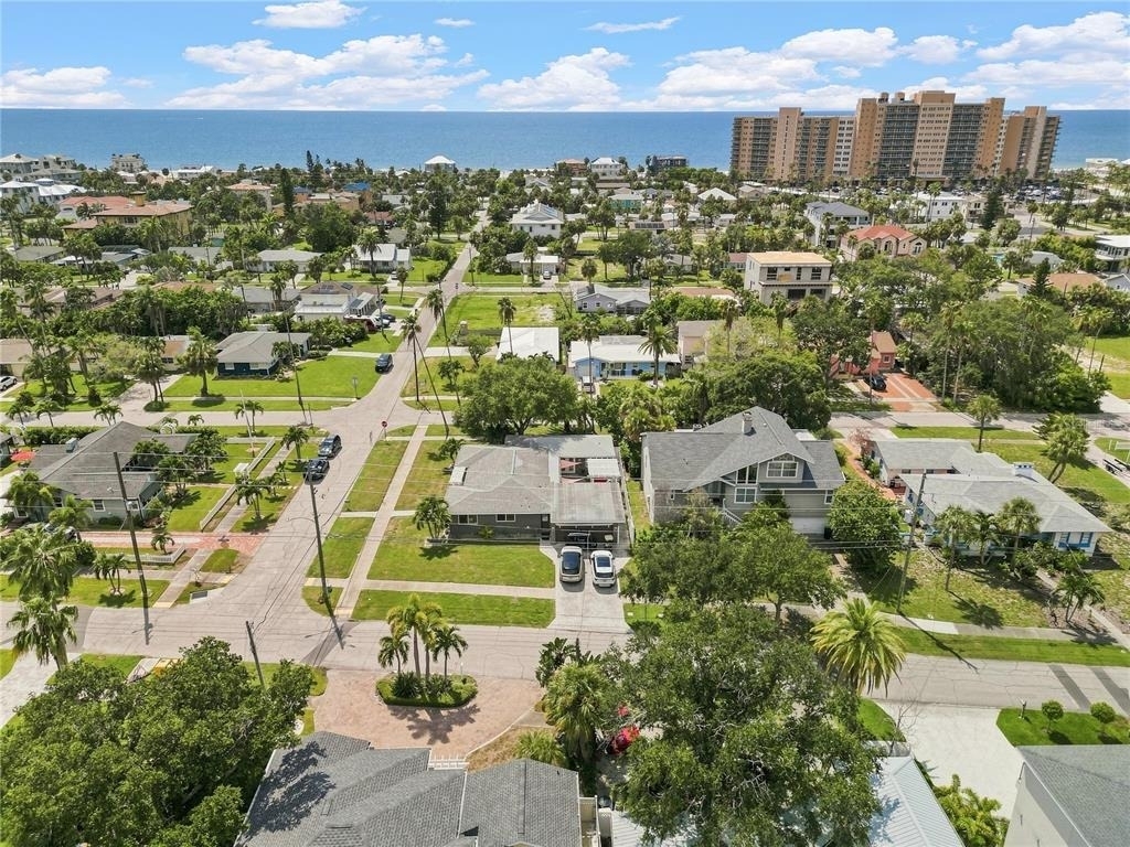 70 Gardenia Street - Photo 32