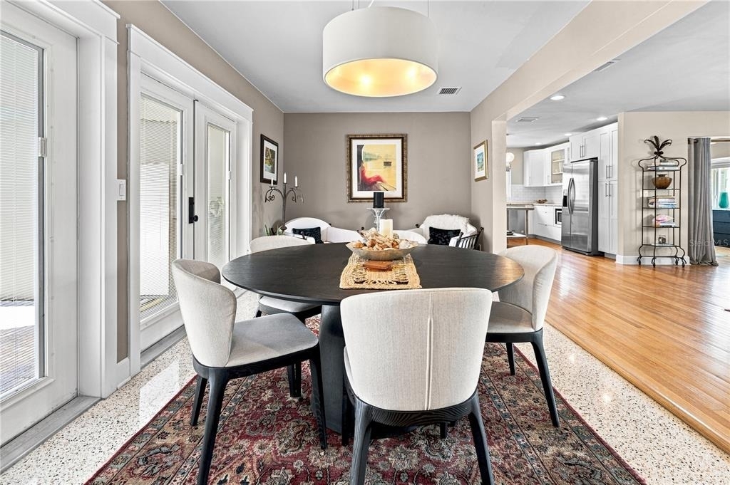70 Gardenia Street - Photo 7