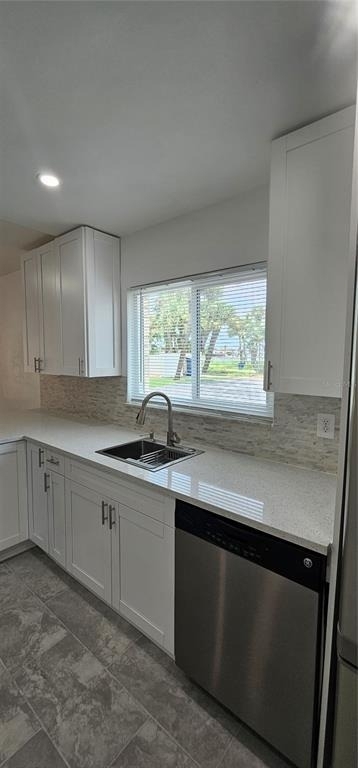 301 87th Avenue - Photo 4