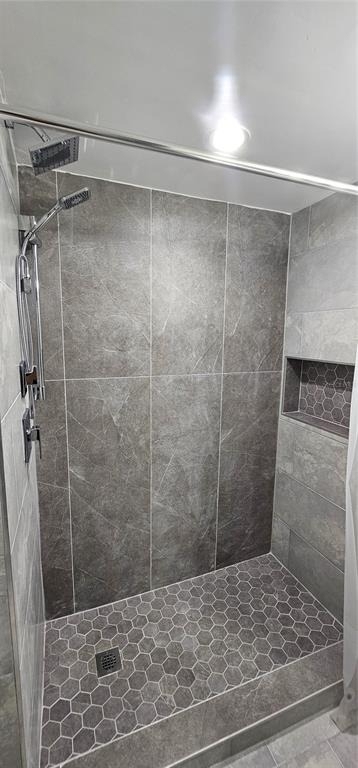 301 87th Avenue - Photo 16