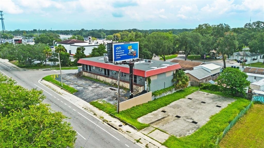 8923 N 40th Street - Photo 13
