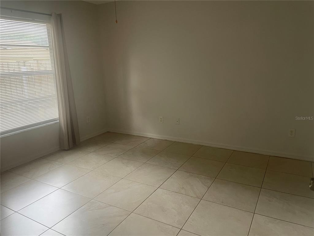 1349 Pierce Street - Photo 4