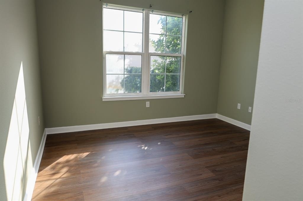 2141 Sherbrook Avenue - Photo 19