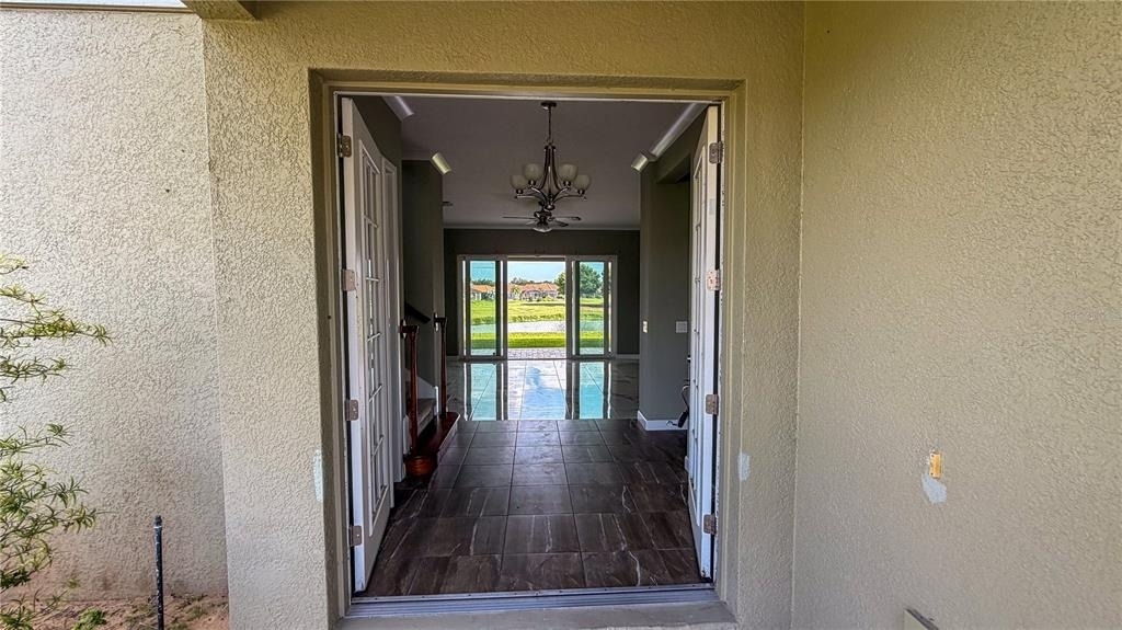 2141 Sherbrook Avenue - Photo 3