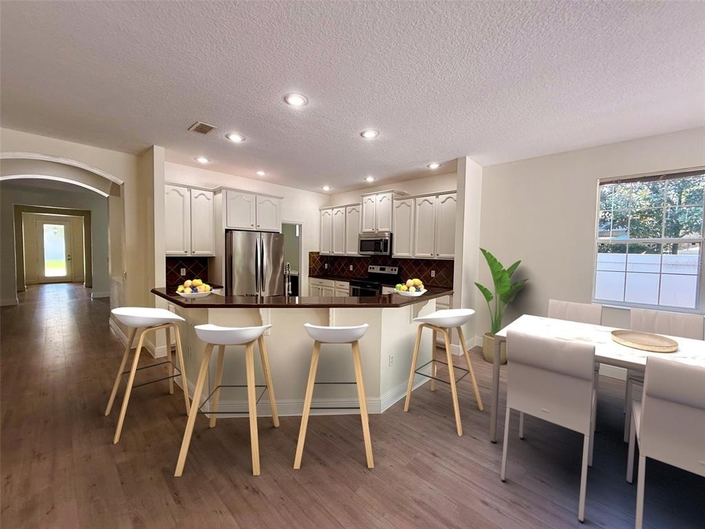 9516 Piccadilly Sky Way - Photo 9