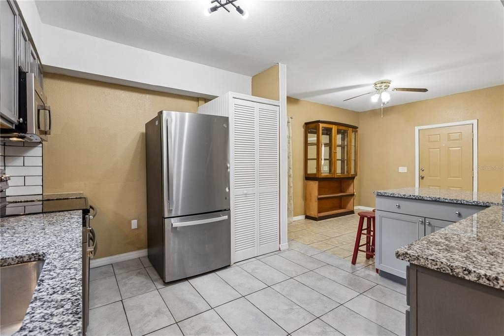 3123 Lawrence Street - Photo 6