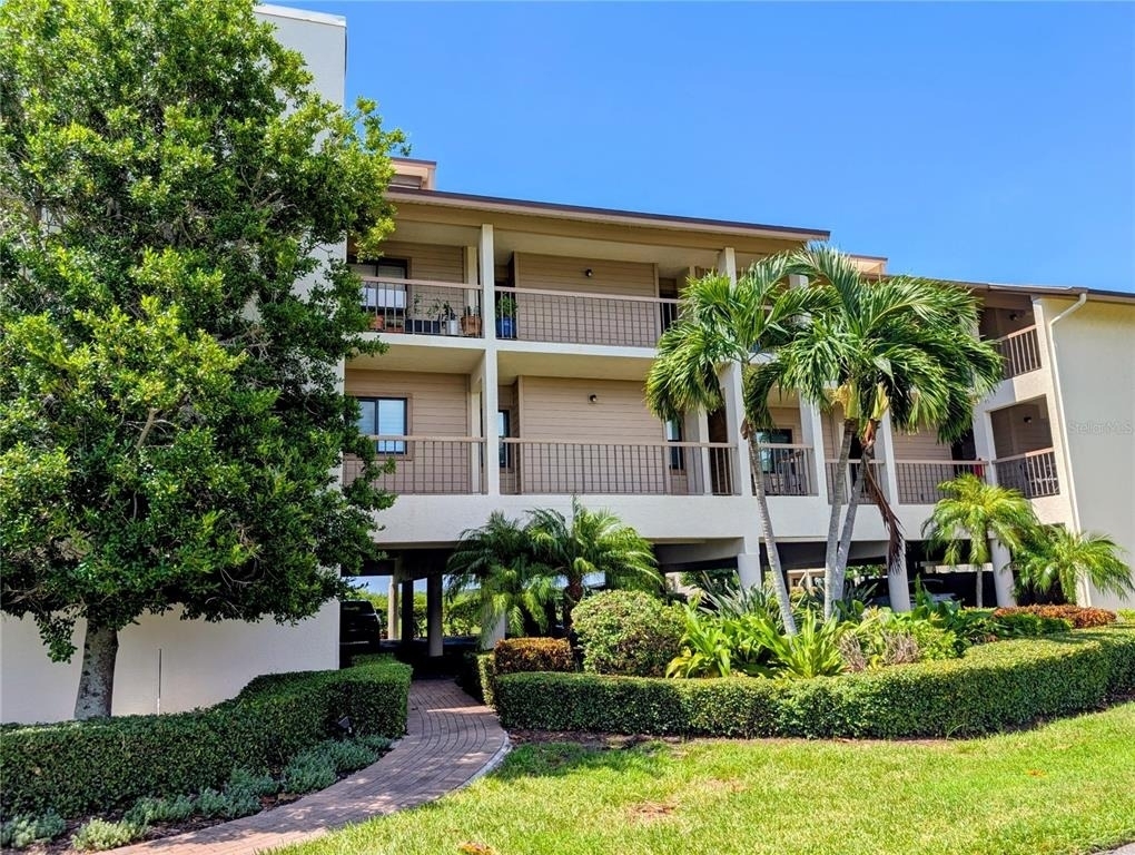 3850 Mariners Walk - Photo 1