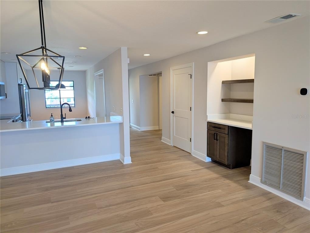 3850 Mariners Walk - Photo 8