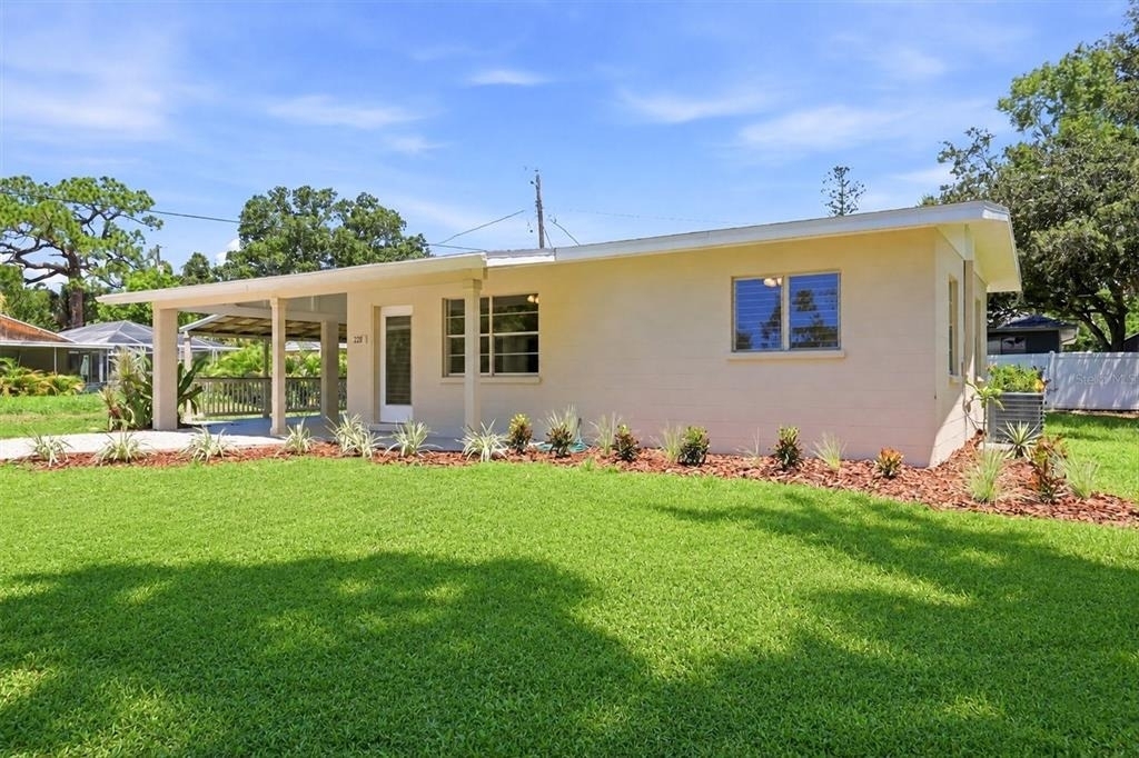 228 Stanford Road - Photo 1