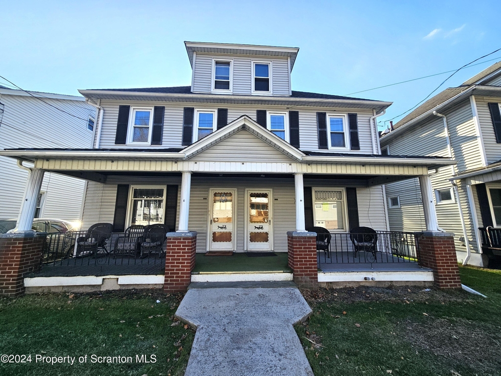 2122 N Main Avenue - Photo 0