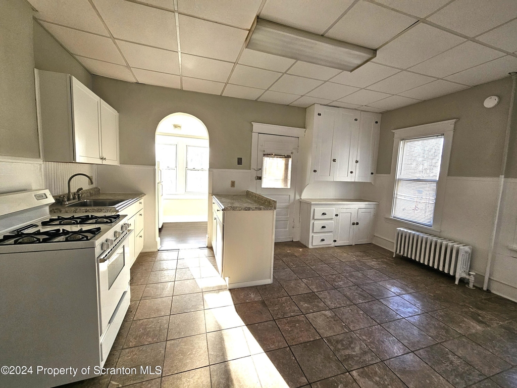 2122 N Main Avenue - Photo 2