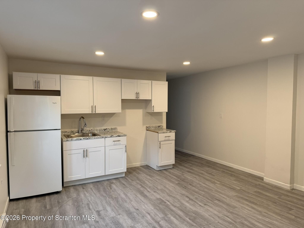 1161 Luzerne Street - Photo 3
