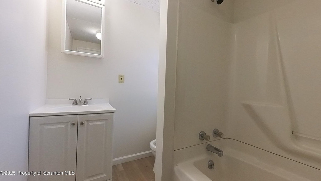 86 Lee Park Avenue - Photo 5