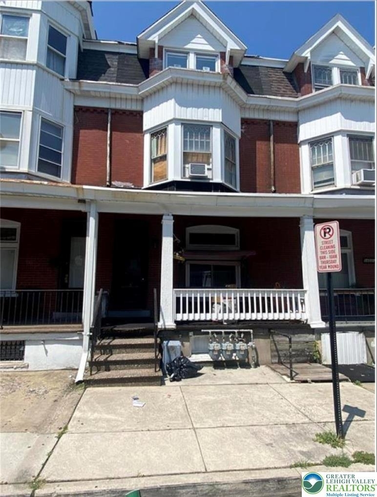 1405 Turner Street - Photo 0