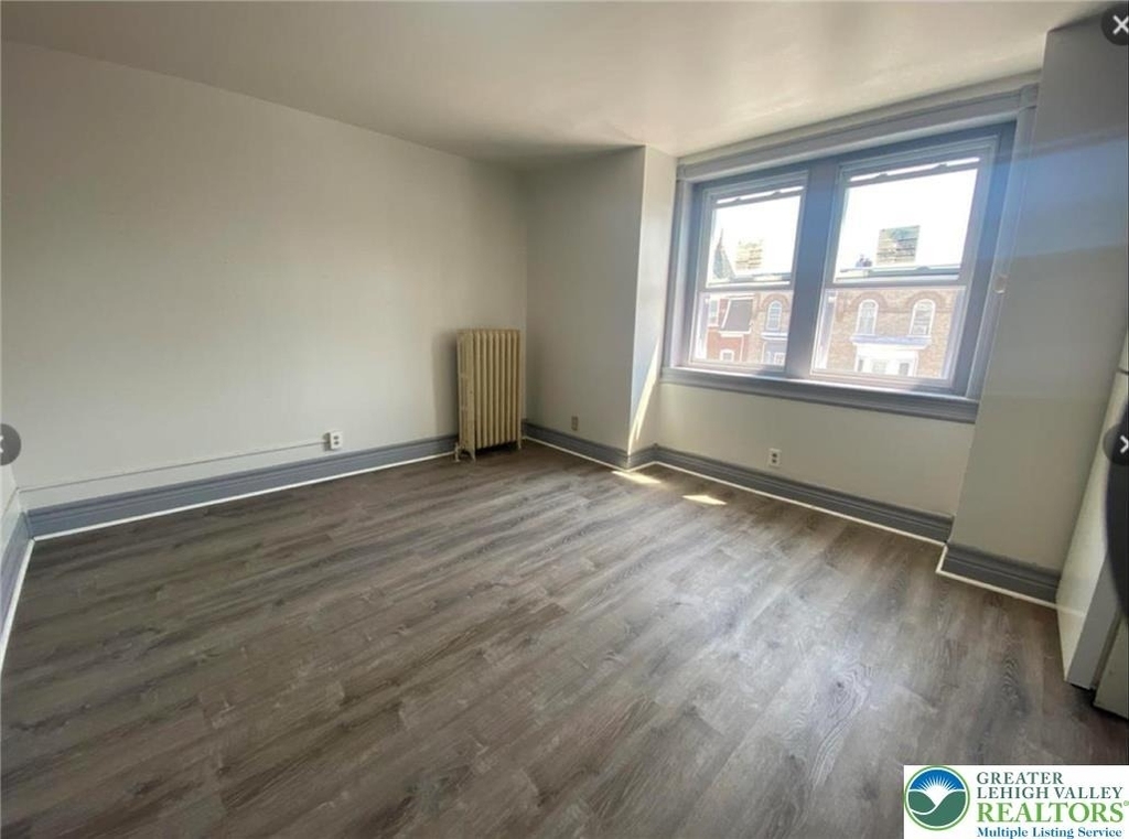 1405 Turner Street - Photo 3
