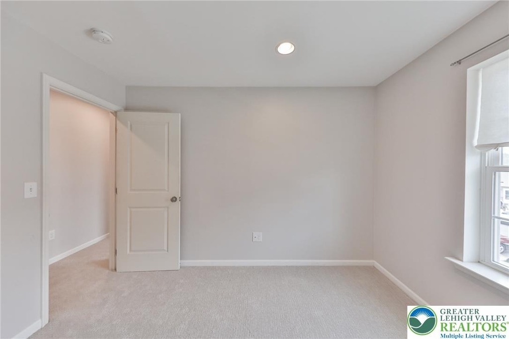 312 Central Park Avenue - Photo 23