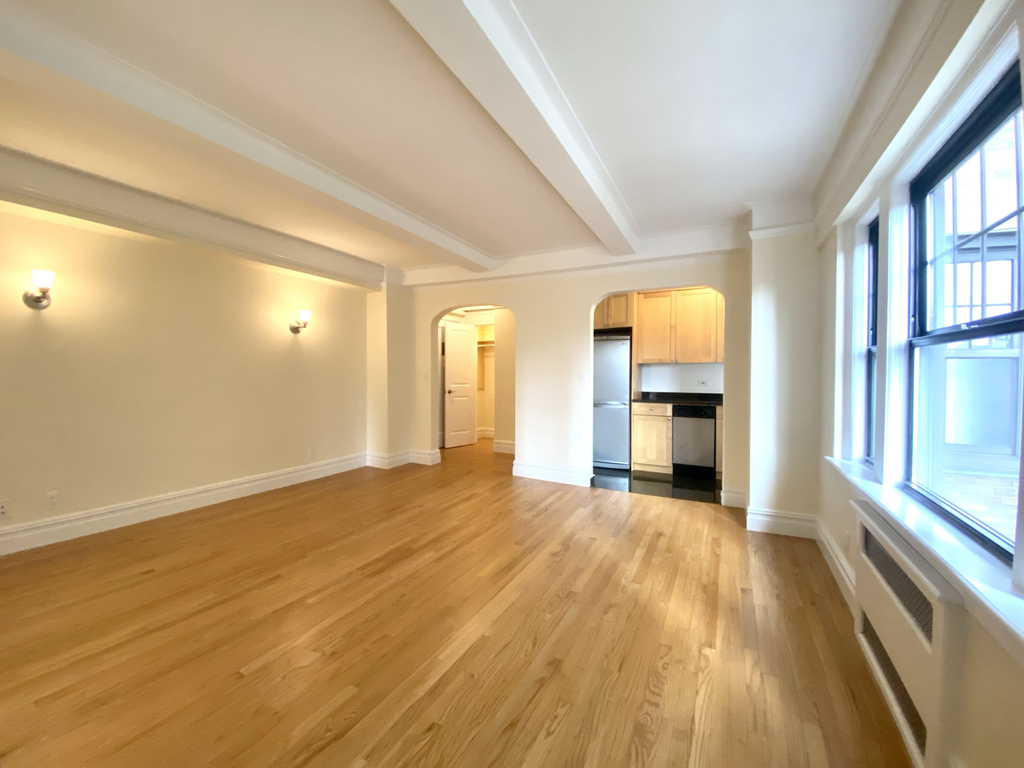 80th & Park Ave - Photo 4