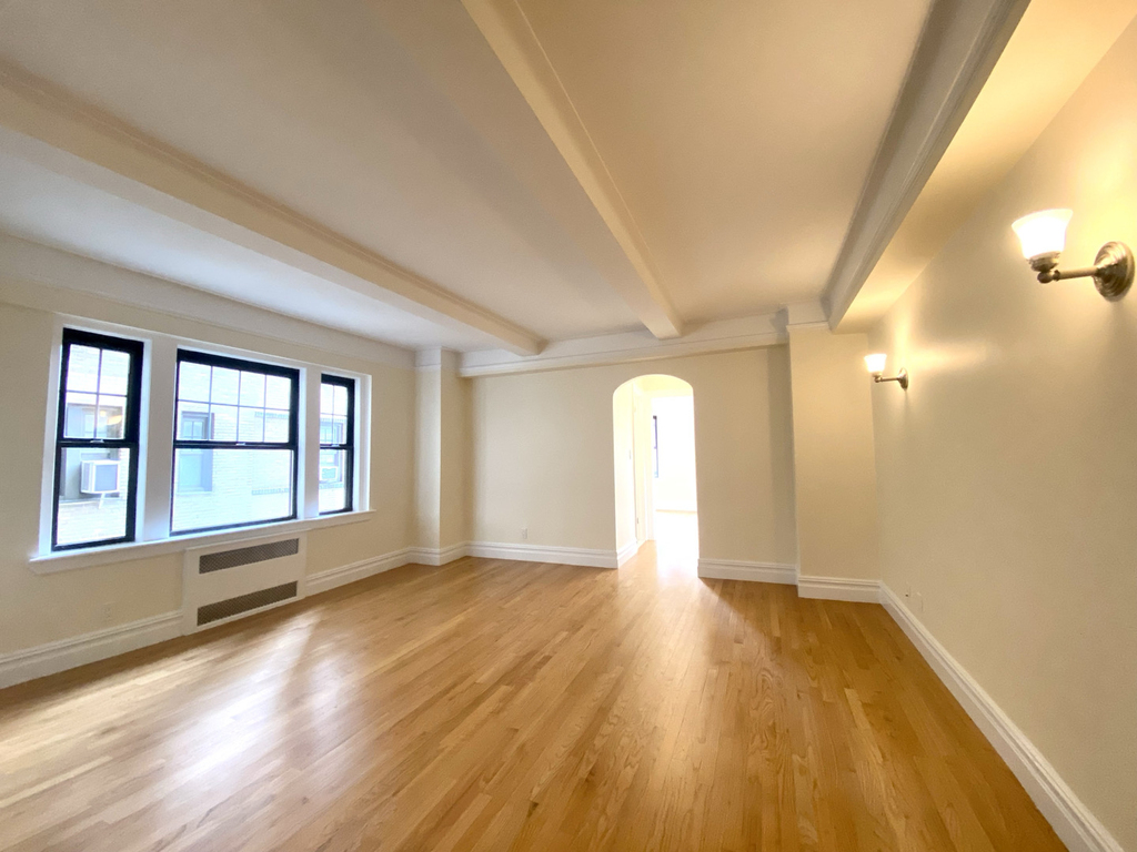 80th & Park Ave - Photo 1