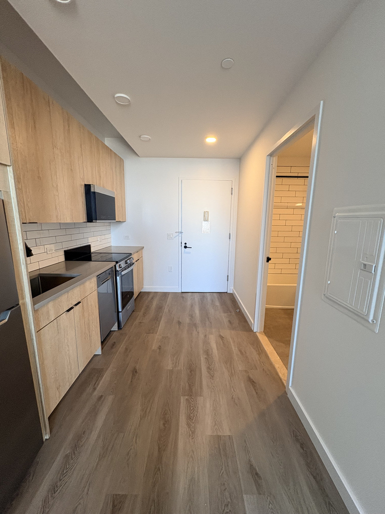 1856 Park Avenue, Unit 5m - Photo 2