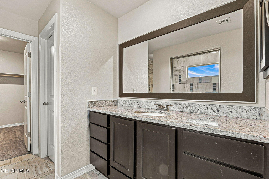 6173 Hidden Passage Avenue - Photo 16