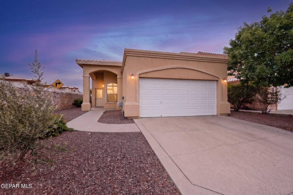 11583 Saint Martin Way - Photo 0