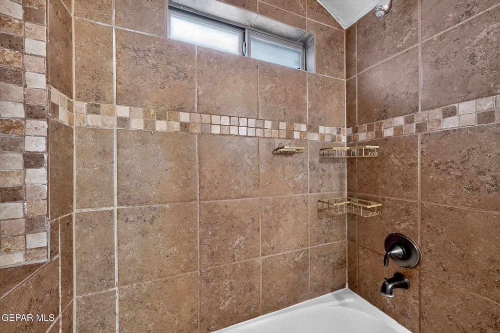 11583 Saint Martin Way - Photo 30
