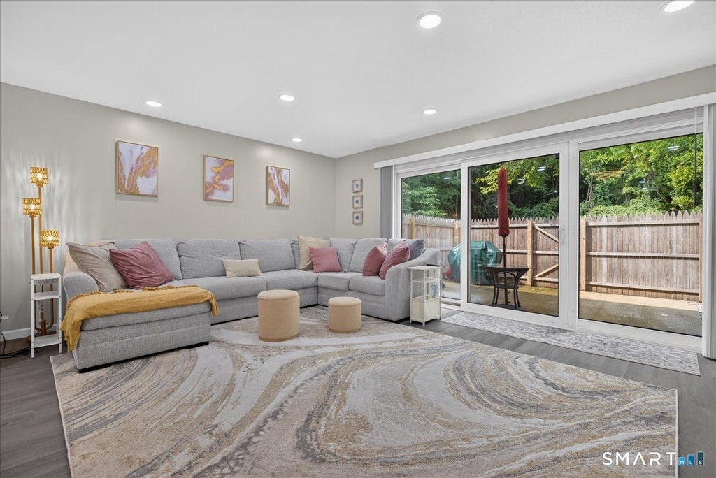 1141 Waterbury Road - Photo 4