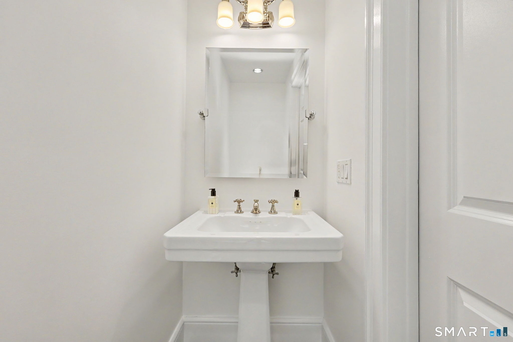 16 Elmwood Drive - Photo 20