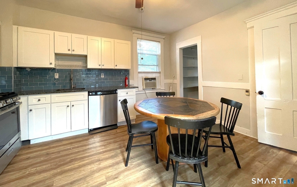 48 Lyon Street - Photo 3